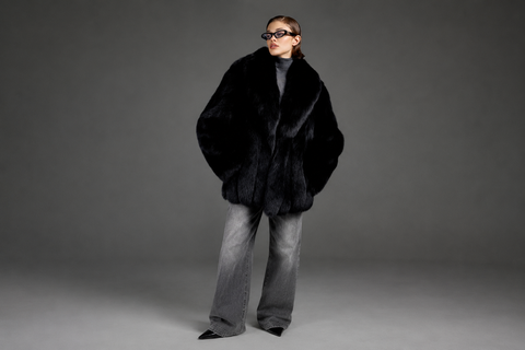What Coat to Wear Over an Evening Dress: Elegant Outerwear for Formal Occasions