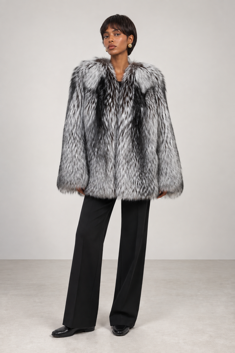 Manteau de fourrure de renard argenté