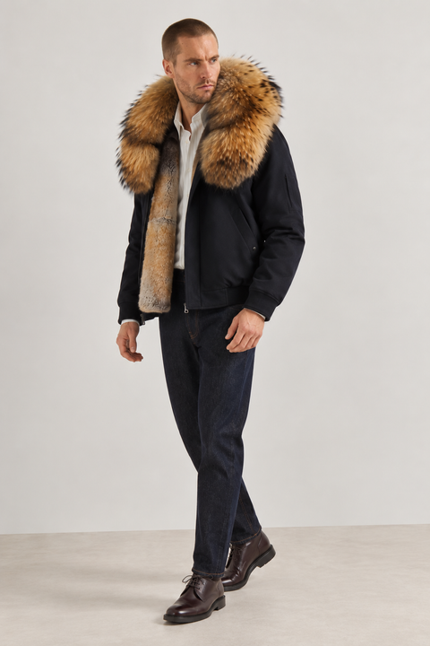 Parka curta masculina forrada a pele