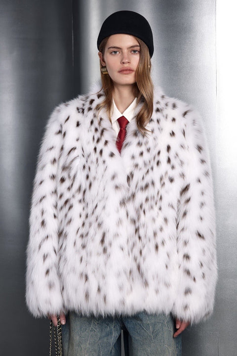 Manteau en fourrure de renard inspiré du lynx