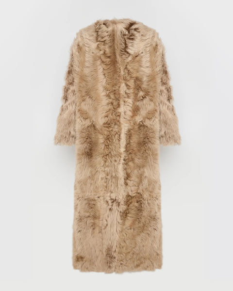Long manteau en peau lainée de Toscane