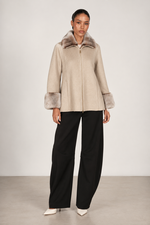 Manteau court blanc en cachemire