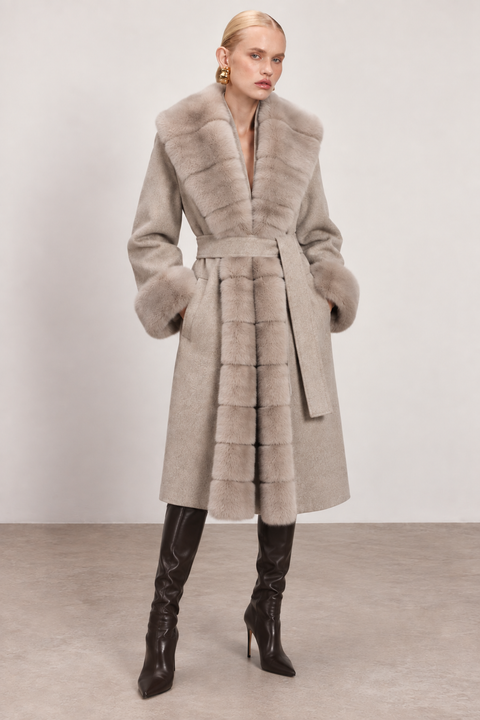 Manteau à capuche en cachemire et vison
