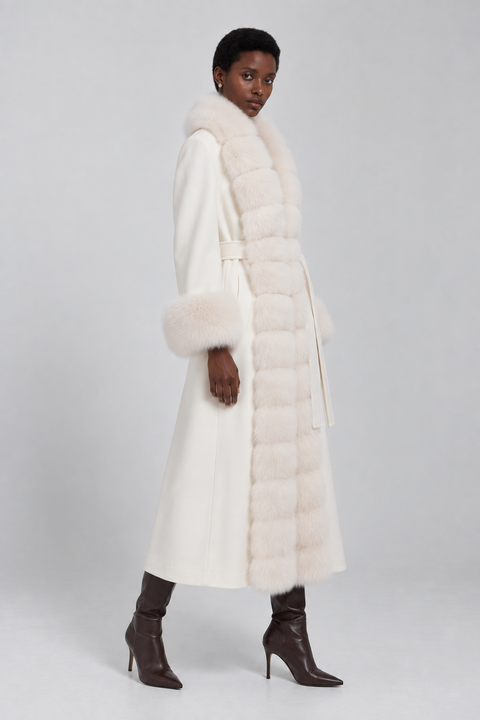 Manteau en cachemire avec fourrure