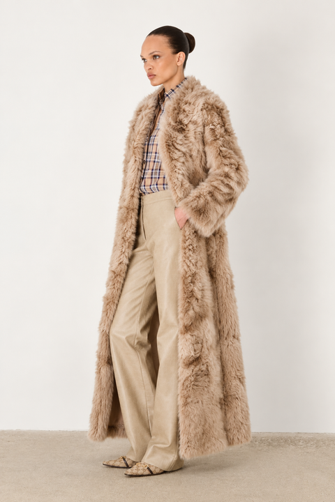 Long manteau en peau lainée de Toscane